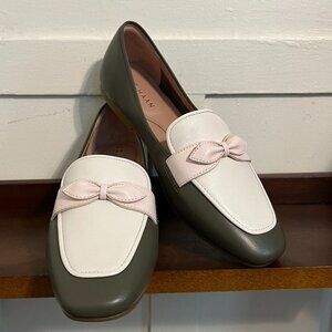 COLE HAAN YORK BOW LOAFER SIZE 6.5